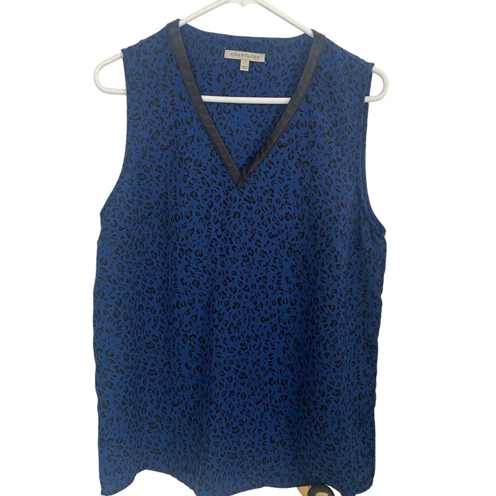 41 Hawthorne‎ Blue Animal Print Sleeveless V Neck Blouse Sz L